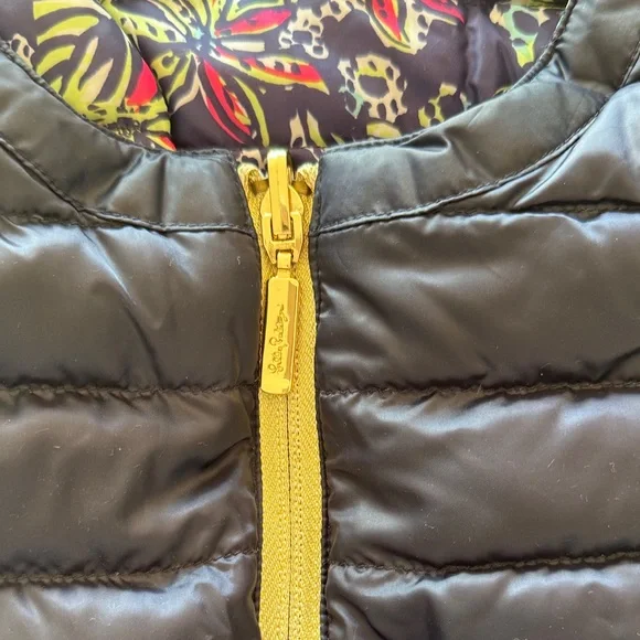 Lilly Pulitzer reversible down jacket Navy/floral - Picture 4 of 17